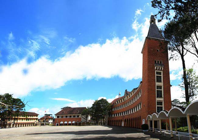 Dalat Teachers Training College