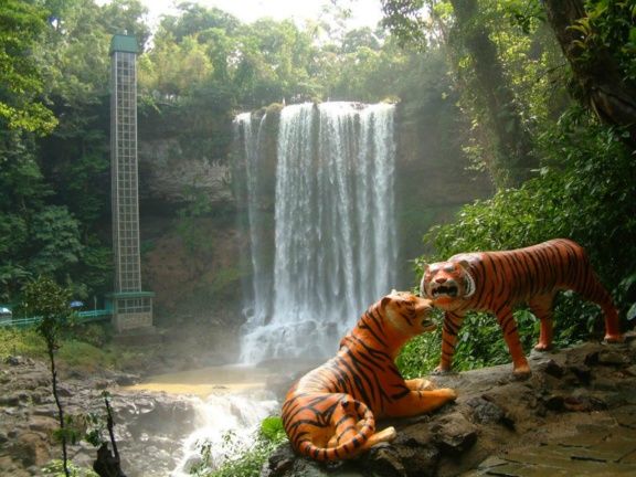 Dambri Waterfall Dalat 