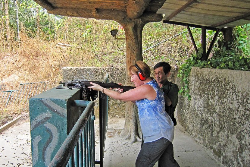 Cu-chi-tunnels