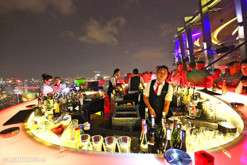 chill sky bar saigon