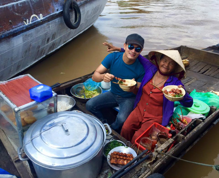 Moring in Cai Rang Floating market