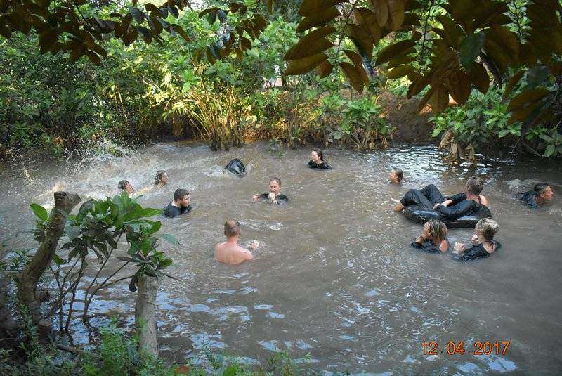 bathing_in_the_river