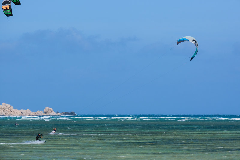 Mui Ne Kitesurfing Mui Ne Is A Great Paradise For Kitesurfing - 